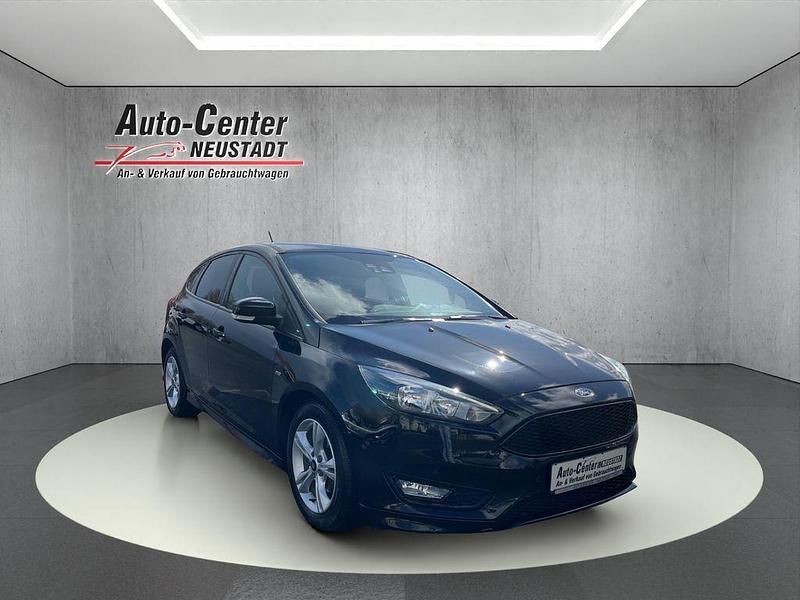 Gebraucht Ford Focus ST-Line 125 PS (91 kW) 2016 Schwarz Limousine