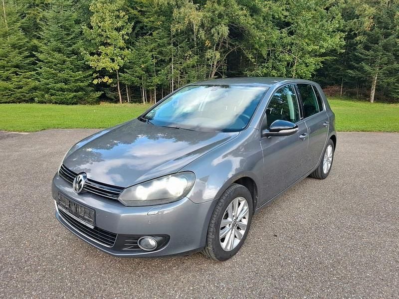 Grau Gebraucht 2011 VW Golf VI Style Limousine | 3.250 € (Superpreis) - Bild 1/4