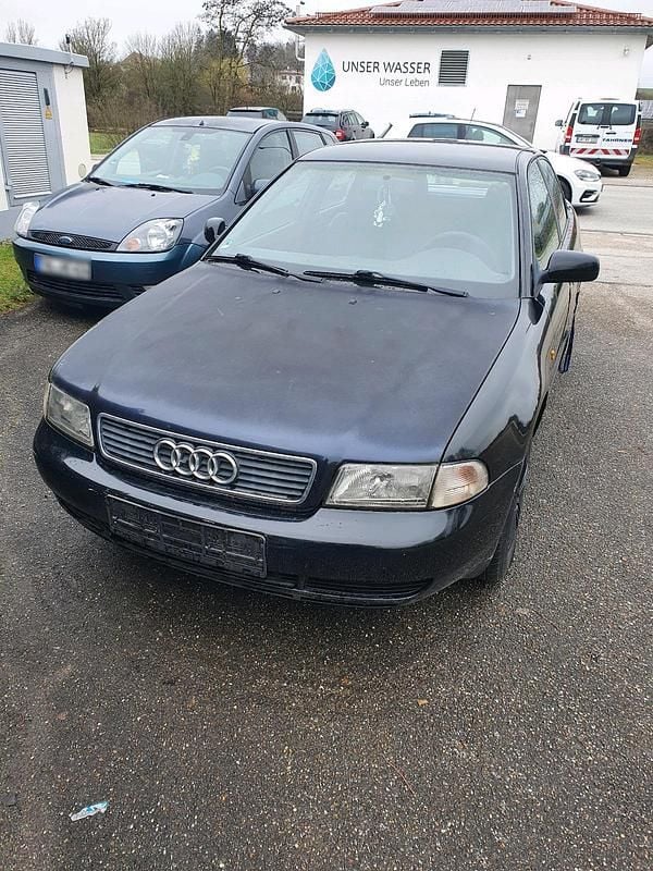 Gebraucht Audi A4 125 PS (91 kW) 1999 Schwarz Limousine