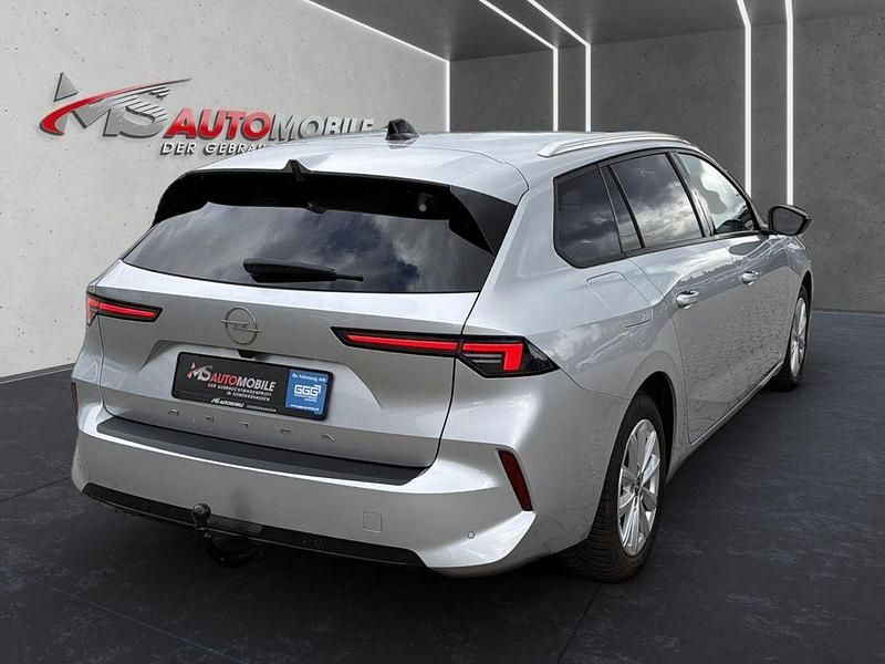 Gebraucht Opel Astra Elegance 131 PS (96 kW) 2023 Silber Kleinwagen