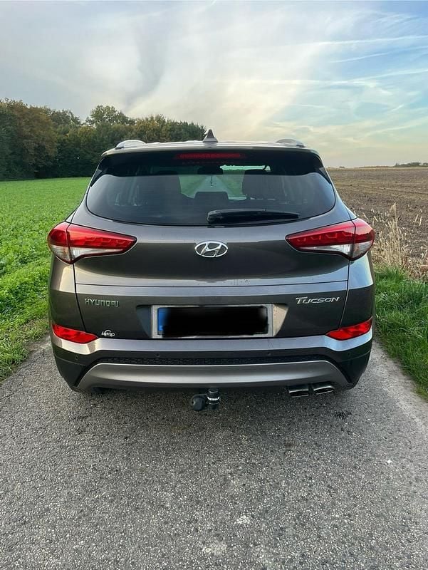 Gebraucht Hyundai Tucson 177 PS (130 kW) 2017 Braun SUV