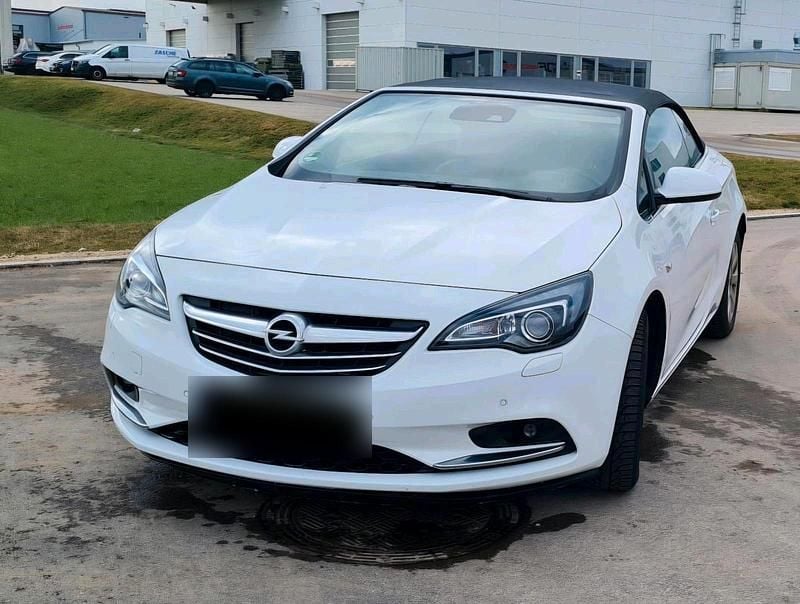 Gebraucht Opel Cascada Innovation 170 PS (125 kW) 2017 Weiß Cabrio