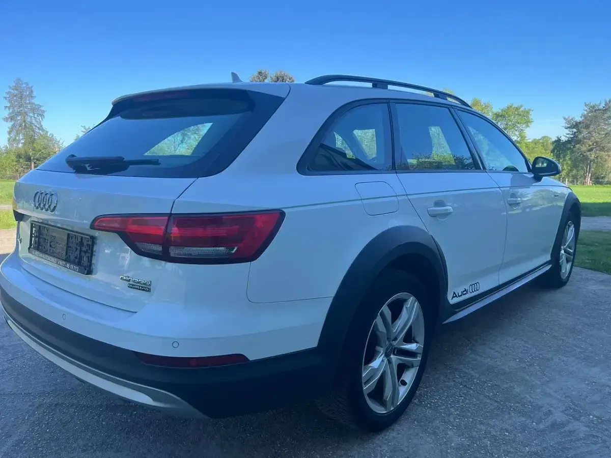 Gebraucht Audi A4 Allroad Basis 218 PS (160 kW) 2017 Ibisweiß Kombi