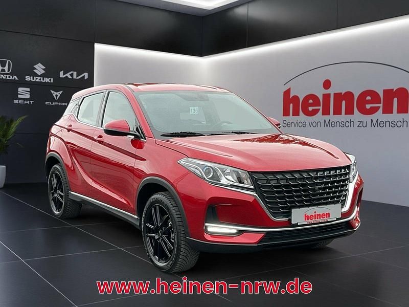 Gebraucht DFSK Fengon 106 PS (77 kW) 2025 Rot Limousine