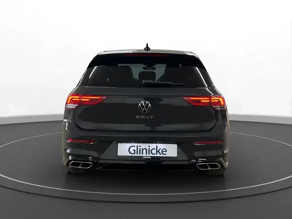 Gebraucht VW Golf VIII R-line 190 PS (139 kW) 2023 Uranograu Limousine