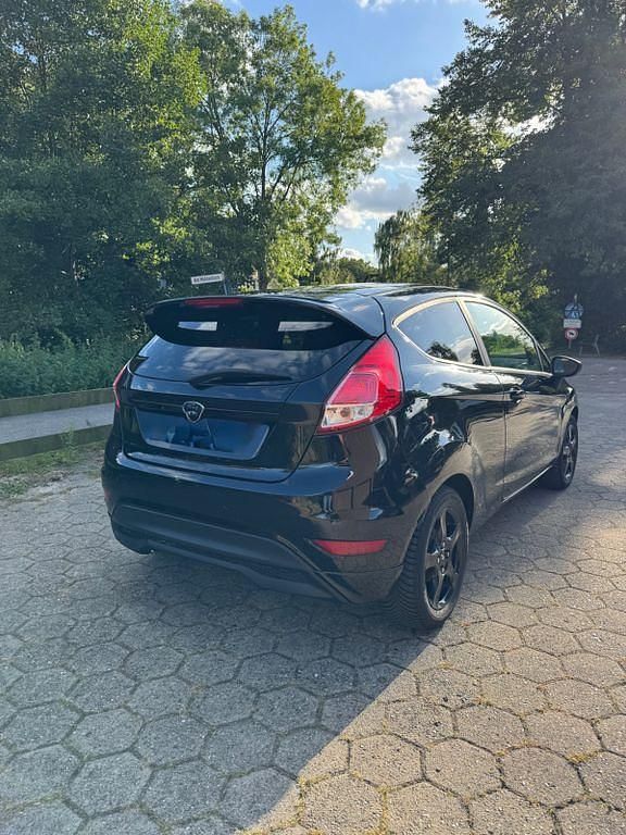 Schwarz Gebraucht 2015 Ford Fiesta Kleinwagen | 4.450 € (Guter Preis) - Bild 1/4