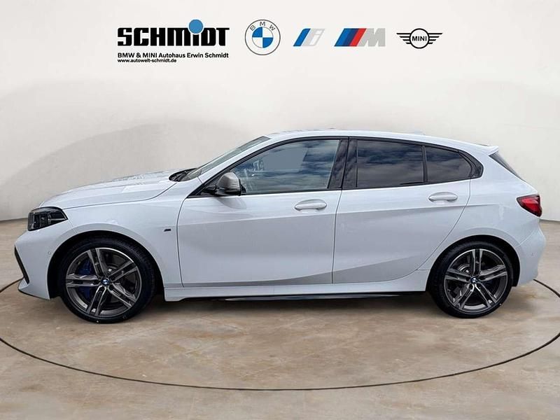 Gebraucht BMW M135 306 PS (225 kW) 2022 Alpinweiß uni Kleinwagen