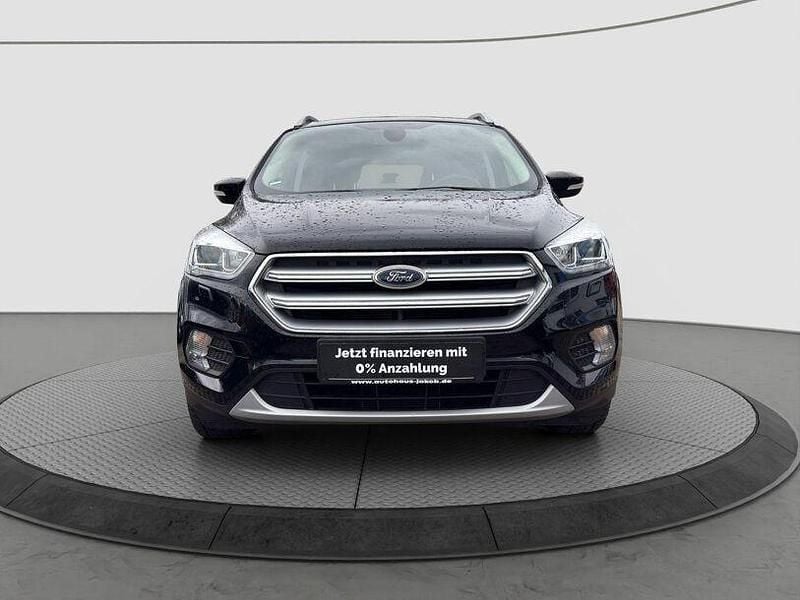 Gebraucht Ford Kuga Titanium 150 PS (110 kW) 2018 Schwarz SUV