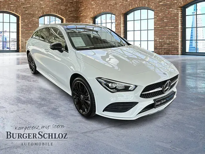 Gebraucht Mercedes CLA250e AMG 160 PS (117 kW) 2021 Polarweiß uni Coupé