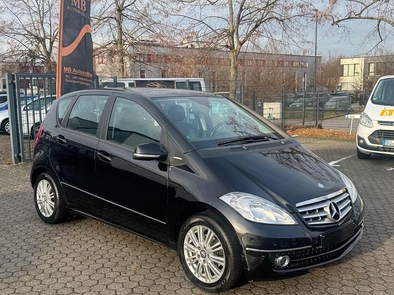 Gebraucht Mercedes A180 Elegance 116 PS (85 kW) 2010 Schwarz Kombi