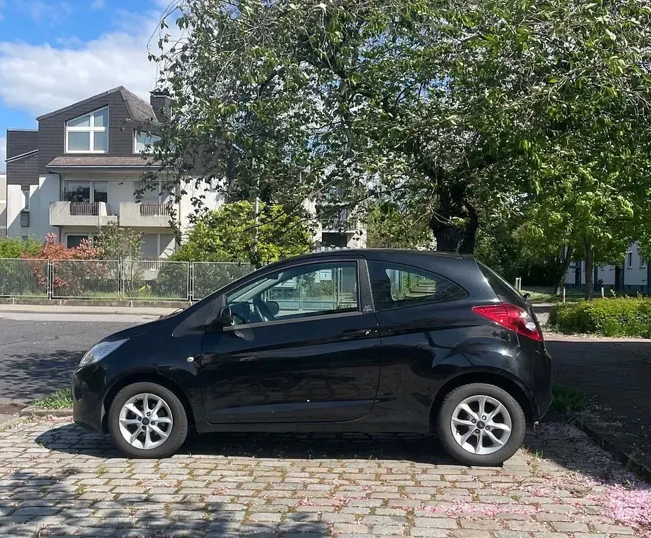 Gebraucht Ford Ka 69 PS (50 kW) 2008 Schwarz Kleinwagen