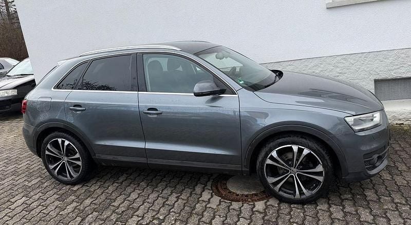 Gebraucht Audi Q3 Comfort 140 PS (102 kW) 2012 Grau SUV