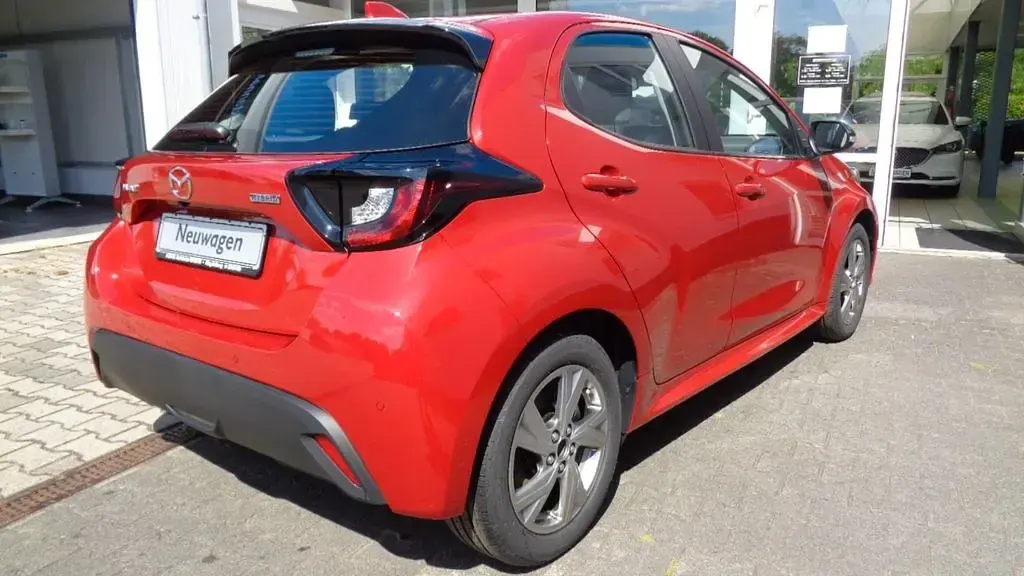 Neu Mazda 2 Exclusive-Line 116 PS (85 kW) 2025 Rot Kleinwagen