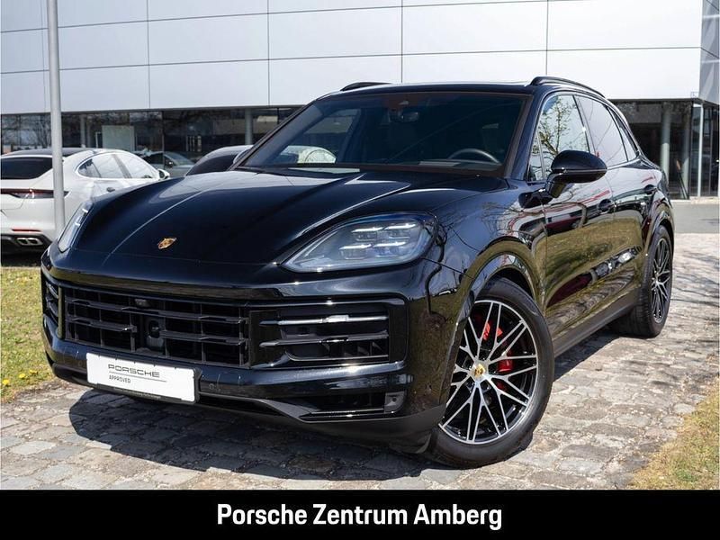 Schwarz Gebraucht 2023 Porsche Cayenne S SUV | 109.990 € (Fairer Preis) - Bild 1/4