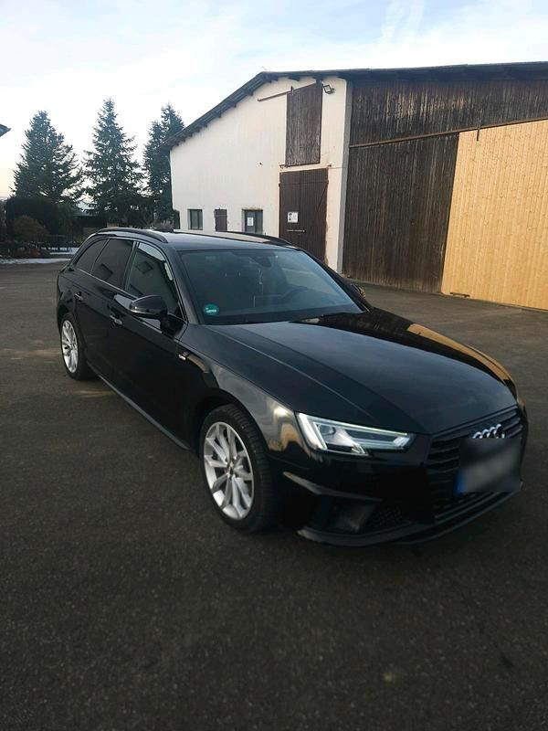 Gebraucht Audi A4 Business 190 PS (139 kW) 2019 Schwarz Kombi