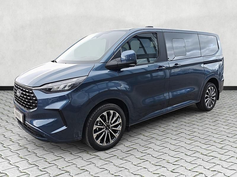 Neu Ford Tourneo Custom Titanium X 2026 Chroma blau metallic Van