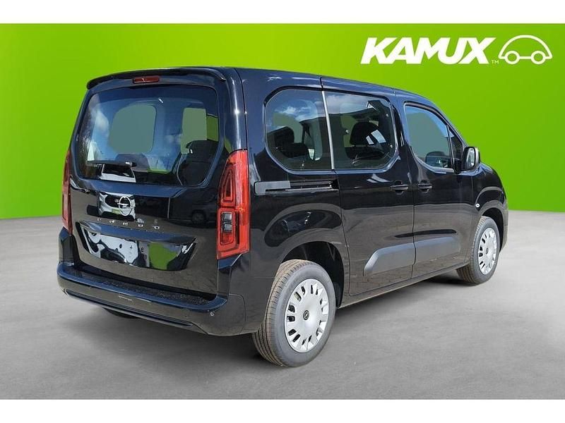 Neu Opel Combo Life Basis 102 PS (75 kW) 2026 Schwarz Van / Kleinbus