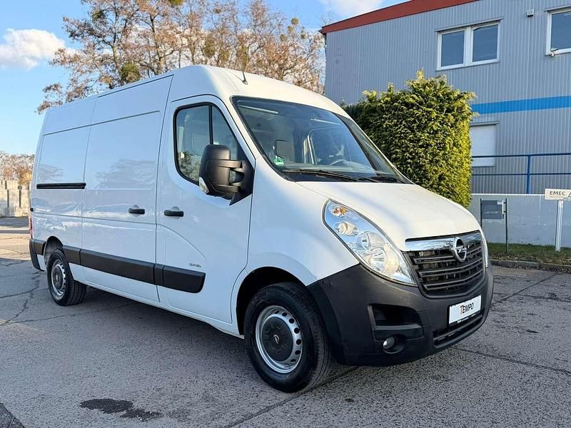 Gebraucht Opel Movano 145 PS (106 kW) 2013 Weiß Van / Kleinbus