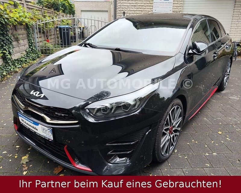 Gebraucht Kia ProCeed GT 204 PS (150 kW) 2022 Schwarz Kleinwagen