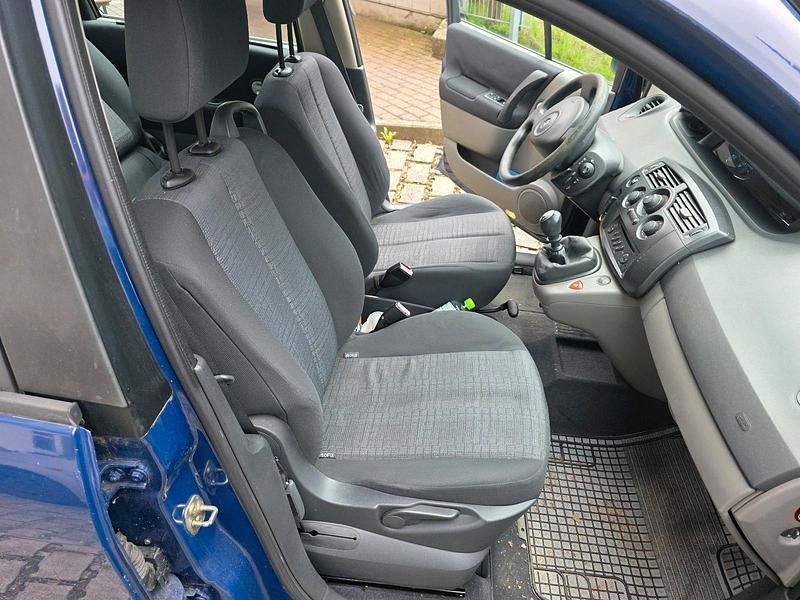 Gebraucht Renault Scénic II 110 PS (80 kW) 2006 Blau Van / Kleinbus