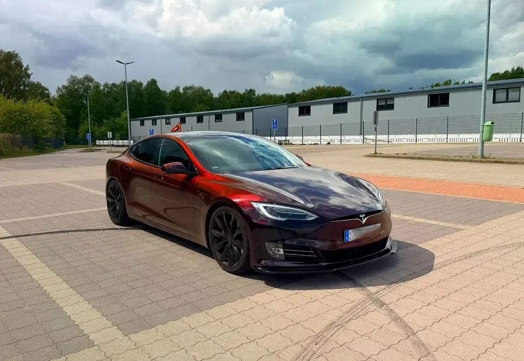 Used Tesla Model S 309 kW (421 HP) 2017 Grey Hatchback