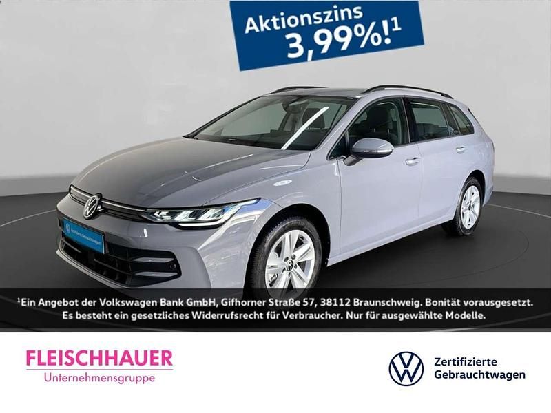 Grau Gebraucht 2024 VW Golf VIII Life Kombi | 27.690 € (Fairer Preis) - Bild 1/4
