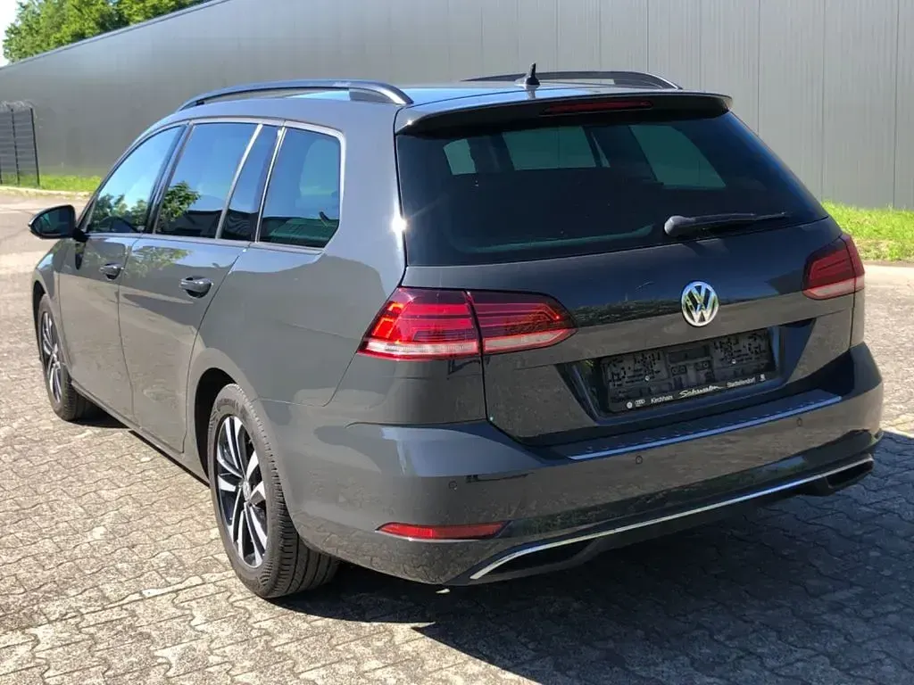 Gebraucht VW Golf VII United 116 PS (85 kW) 2021 Grau Kleinwagen