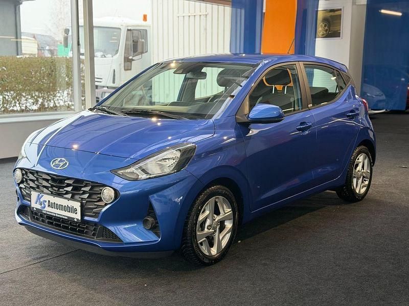 Gebraucht Hyundai i10 84 PS (61 kW) 2020 Blau Kleinwagen