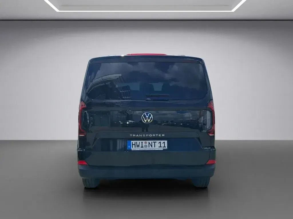 Gebraucht VW T7 150 PS (110 kW) 2026 Schwarz Van