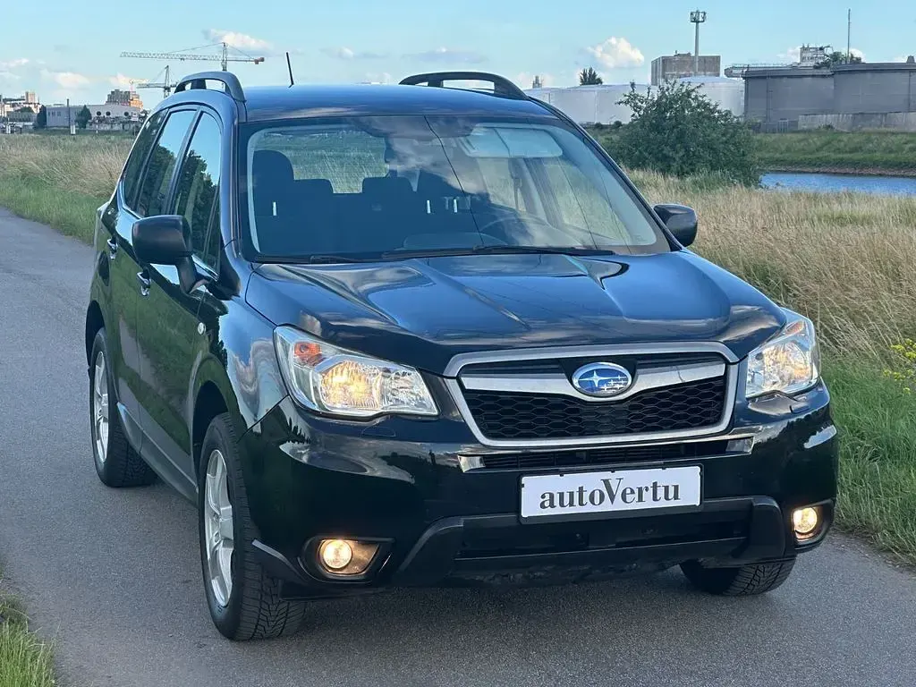 Gebraucht Subaru Forester Active 147 PS (108 kW) 2014 Schwarz SUV