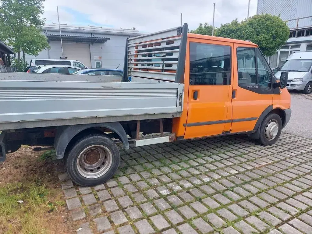 Gebraucht Ford Transit 140 PS (102 kW) 2010 Orange Limousine
