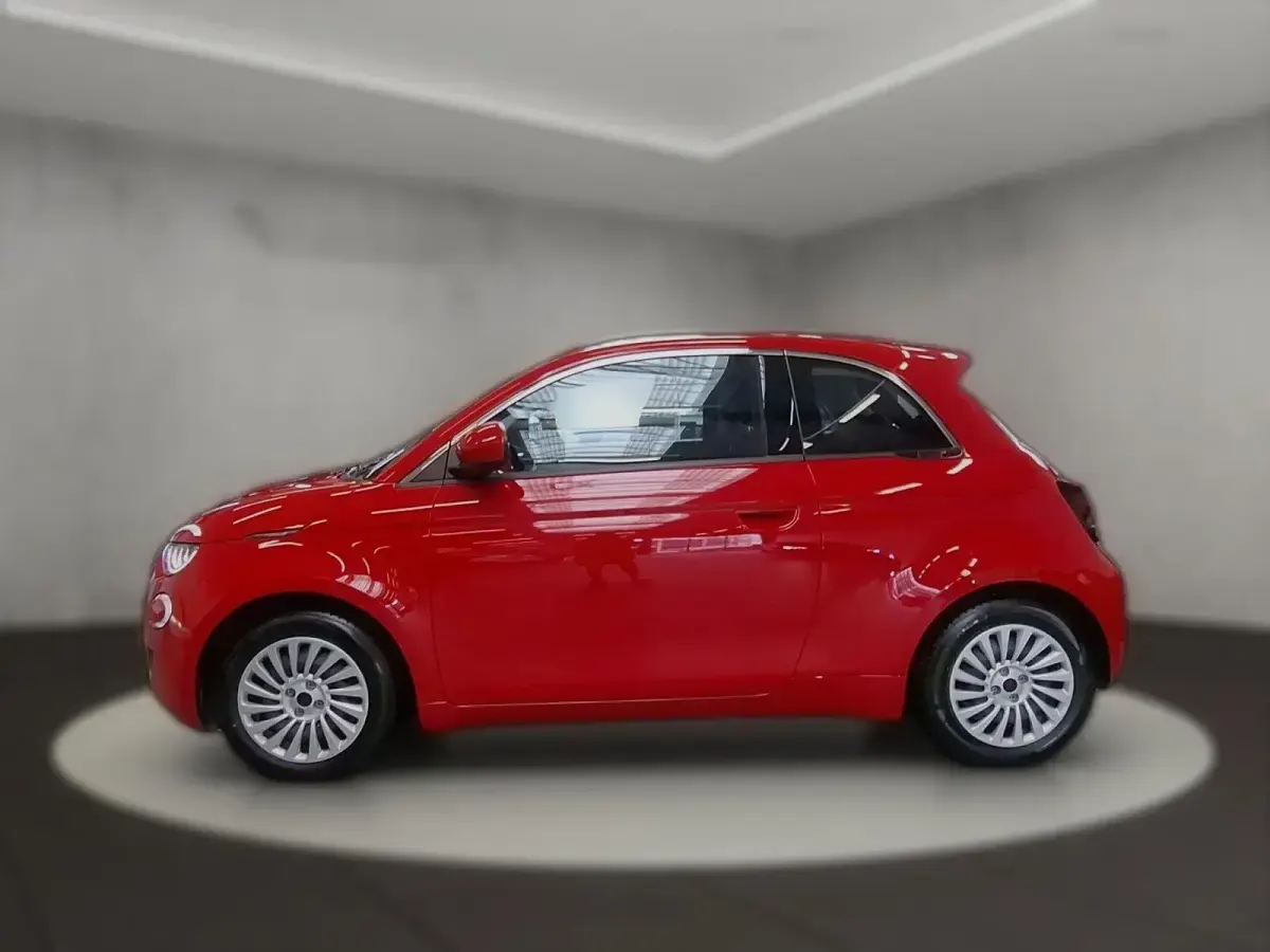 Gebraucht Fiat 500e 69 kW (95 PS) 2022 Rot