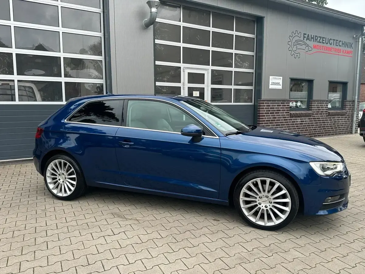 Gebraucht Audi A3 184 PS (135 kW) 2013 Blau Kleinwagen