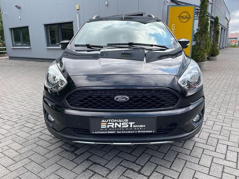 Schwarz Gebraucht 2019 Ford Ka Plus Active Kleinwagen | 7.990 € (Guter Preis) - Bild 1/4