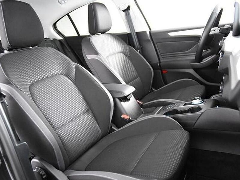 Gebraucht Ford Focus Titanium 125 PS (91 kW) 2021 Grau Limousine