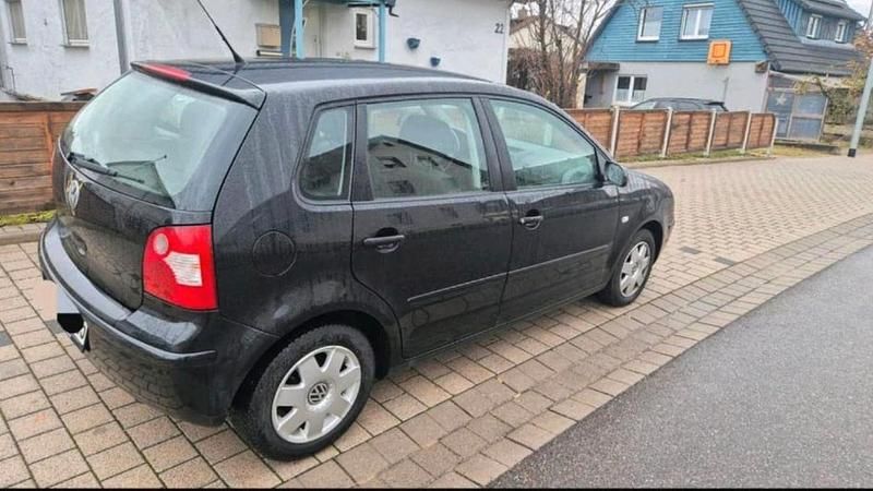 Gebraucht VW Polo 75 PS (55 kW) 2004 Schwarz Kleinwagen