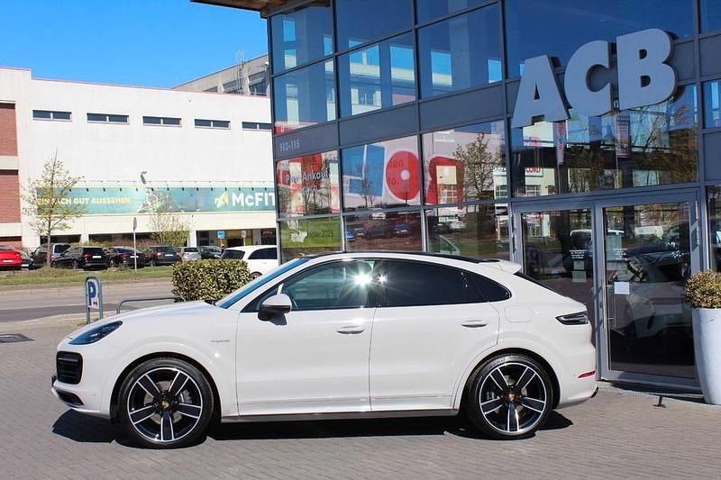 Gebraucht Porsche Cayenne 462 PS (339 kW) 2022 Grau SUV
