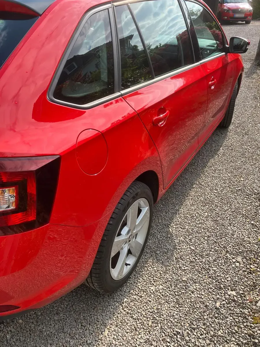Gebraucht Skoda Rapid Cool Edition 95 PS (69 kW) 2017 Rot Kleinwagen