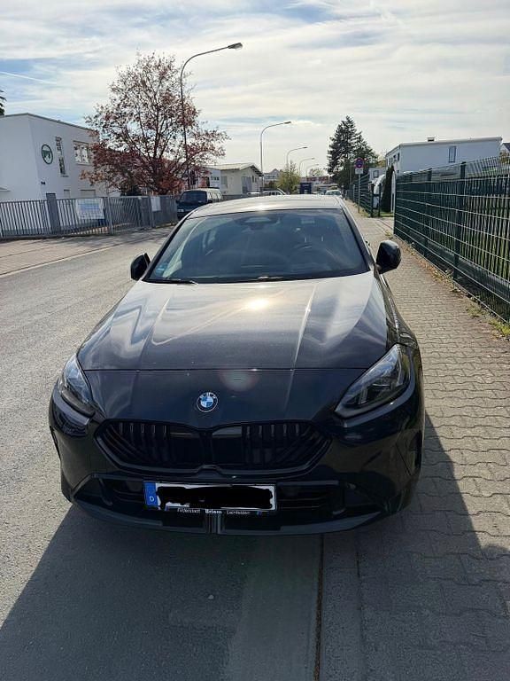 Gebraucht BMW 120 Performance 170 PS (125 kW) 2025 Schwarz Kleinwagen