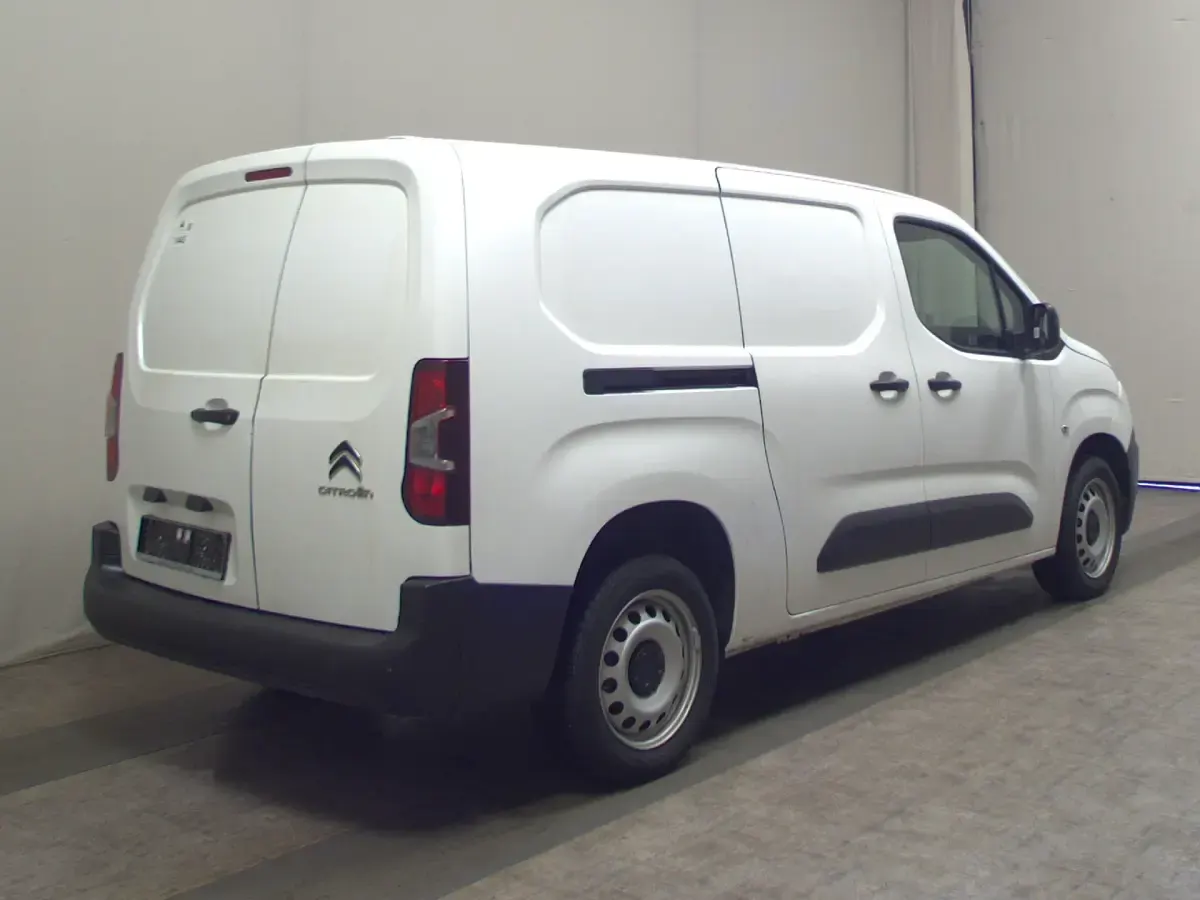 Gebraucht Citroën Berlingo 102 PS (75 kW) 2022 Weiss Van / Kleinbus