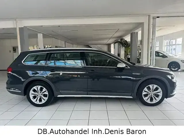 Gebraucht VW Passat Alltrack 190 PS (139 kW) 2017 Unograu Kombi