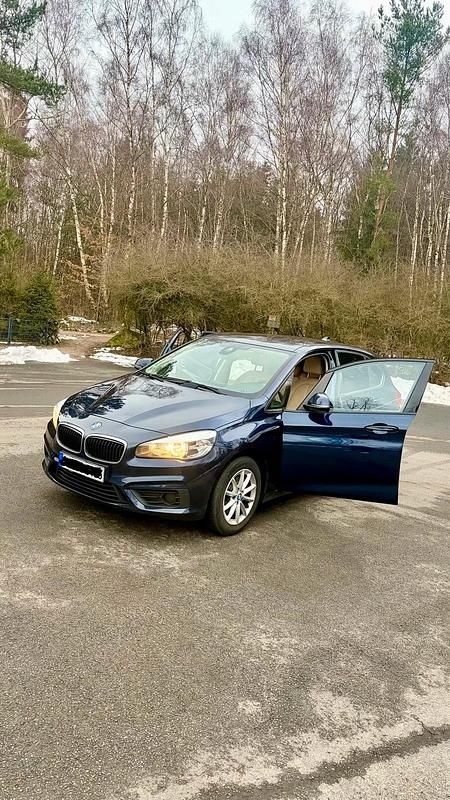 Gebraucht BMW 218 150 PS (110 kW) 2015 Blau Kombi
