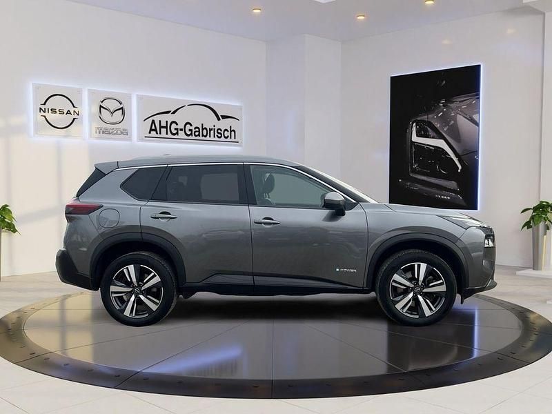 Gebraucht Nissan X-Trail 360º 204 PS (150 kW) 2024 Grau SUV