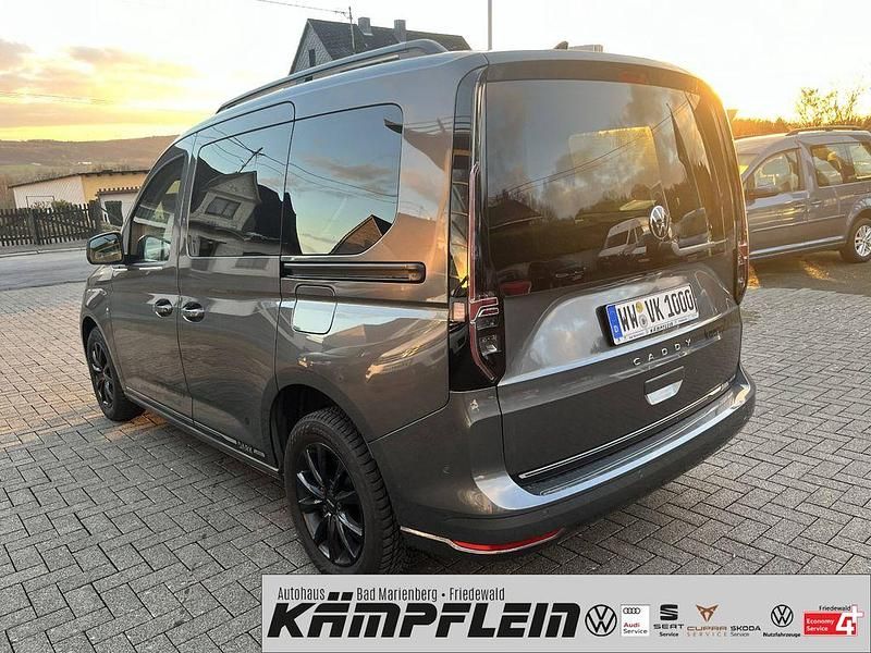 Gebraucht VW Caddy Dark Label 122 PS (89 kW) 2024 Grau Van / Kleinbus