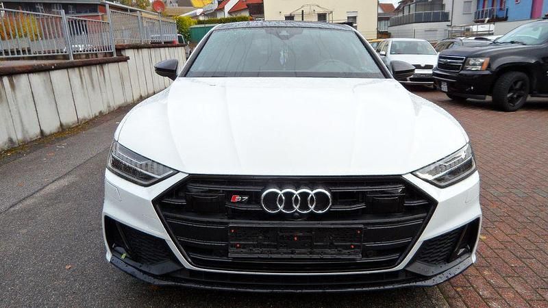 Weiß Gebraucht 2020 Audi S7 Sportback Sport Kleinwagen | 49.900 € (Superpreis) - Bild 1/4