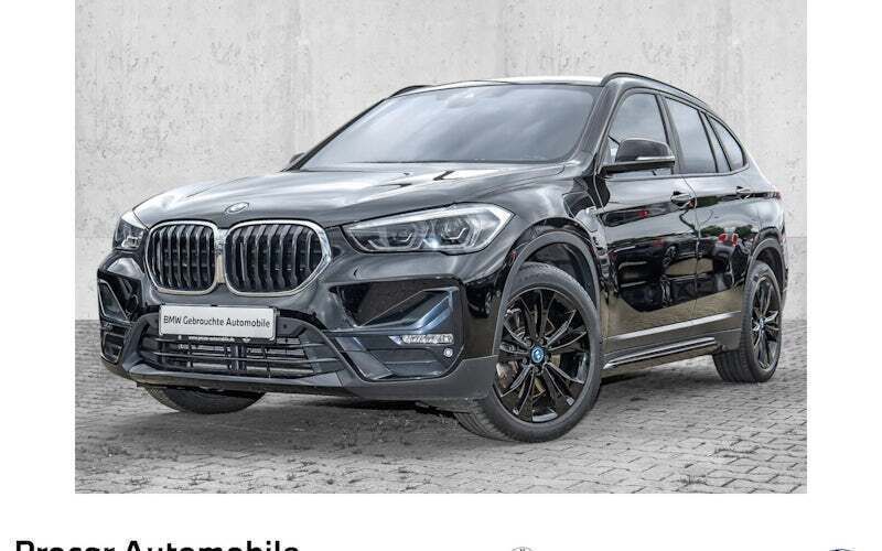 Schwarz Gebraucht 2022 BMW X1 Sport Line SUV | 25.680 € (Fairer Preis) - Bild 1/4