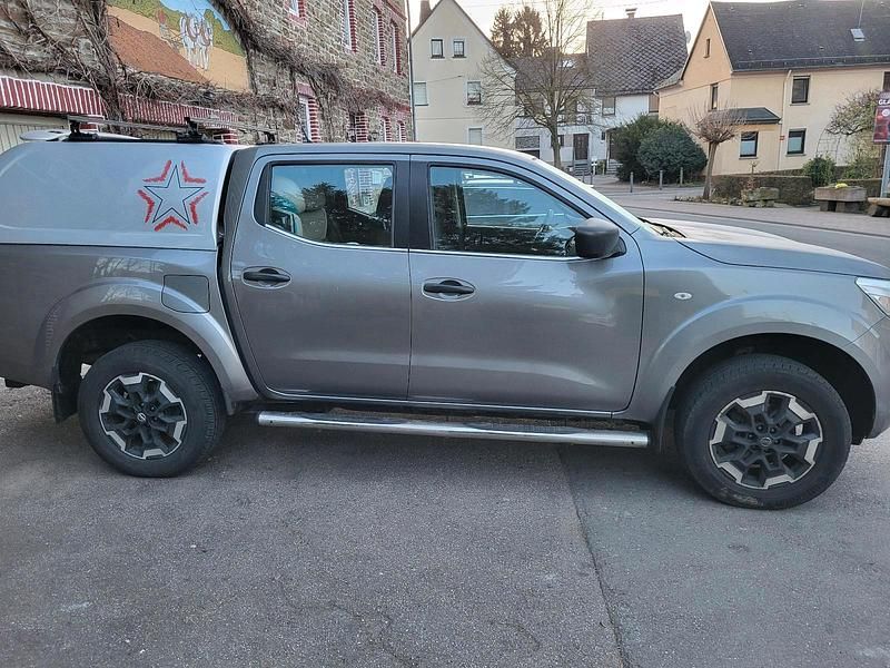 Grau Gebraucht 2020 Nissan Navara Abholung | 26.500 € (Superpreis) - Bild 1/4