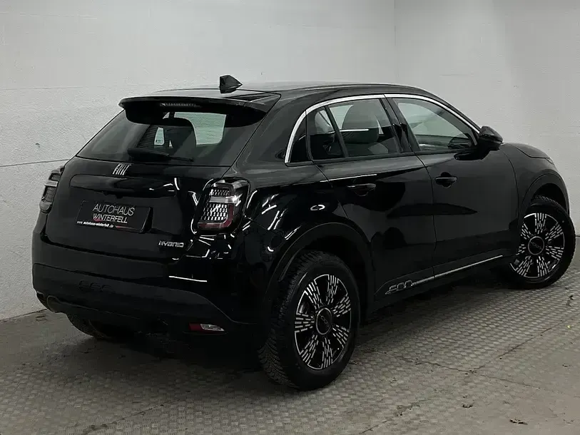 Gebraucht Fiat 600 101 PS (74 kW) 2025 Schwarz SUV