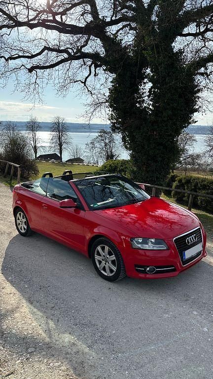 Gebraucht Audi A3 Cabriolet Ambiente 125 PS (91 kW) 2011 Rot Cabrio
