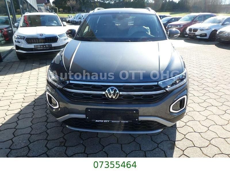 Neu VW T-Roc Style 150 PS (110 kW) 2025 Grau SUV